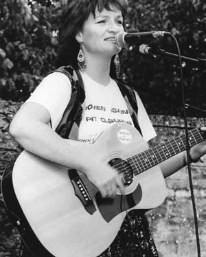 Image of Pauline Bradley performing at Levellers Day, Burford,1993